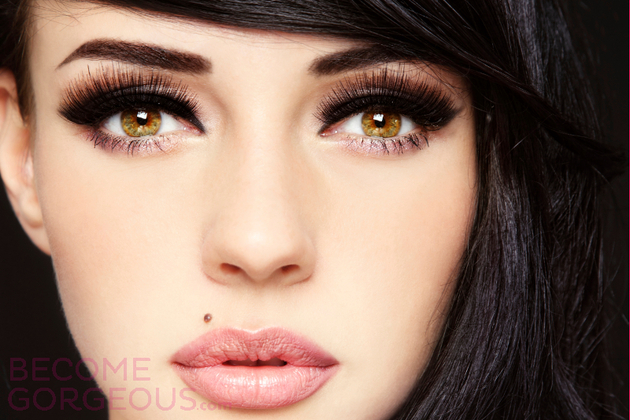 10 Makeup Tricks for Bigger Eyes