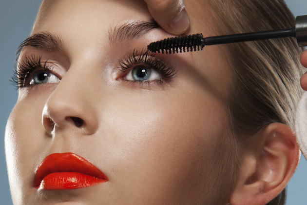10 Makeup Tricks for Bigger Eyes