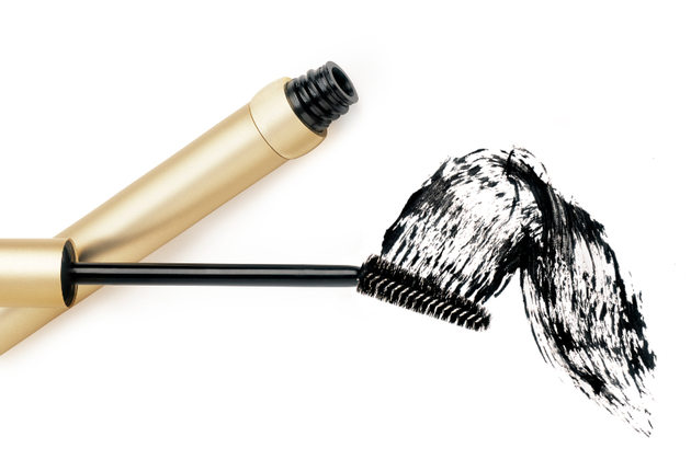 10 Mascara Hacks You’re Not Doing But Should Be