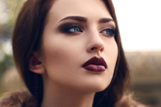 10 Tricks to Wear Bold Lipstick