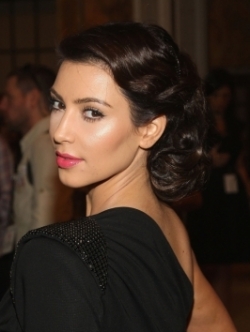 Kim Kardashian Hair and Makeup – Get Her New Look