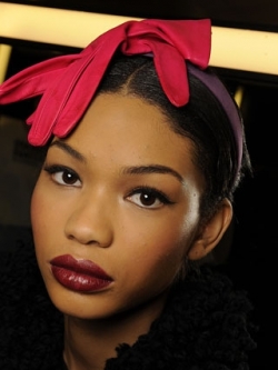 Create Sultry Doe Eyes Makeup