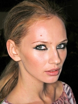 70s Inspired Makeup Looks