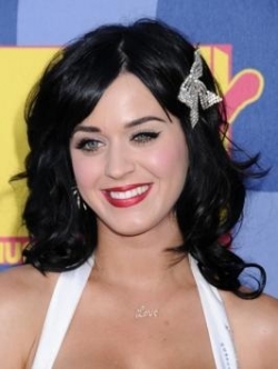 Pin-up Girl Make-up Tips