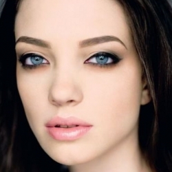 How to Apply Make-up Tips