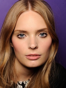 Bold Eyelashes Runway Makeup 2020