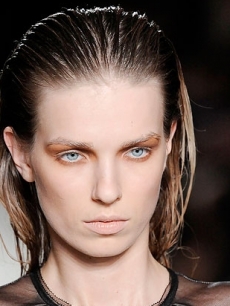 Nude Lips Makeup Trend Spring/Summer 2020