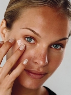 Hide Scars With Makeup