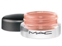 MAC Pret-A-Papier Makeup Collection