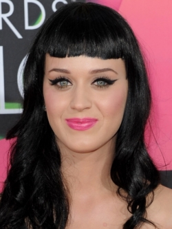 Pink Lips Summer Make Up Trend