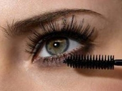 Hide Flaws with Makeup