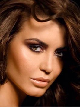 Tanned Skin Makeup Tips