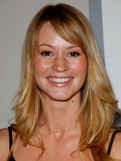 Best Make Up Tips For Freckles