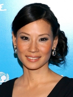 Best Make Up Tips For Freckles