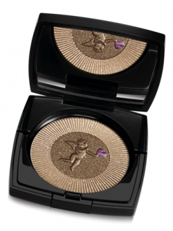 Make Up Tips for Grey Eyes