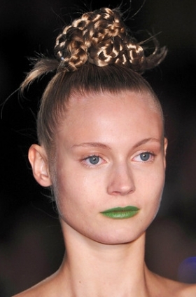 Cool Runway Makeup Trend
