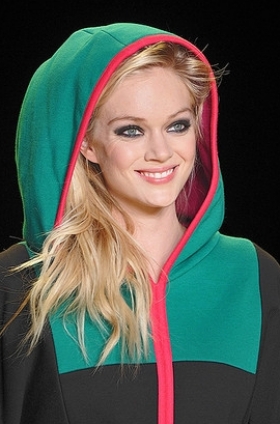 Fall 2020 Goddess Eyes Makeup Trend