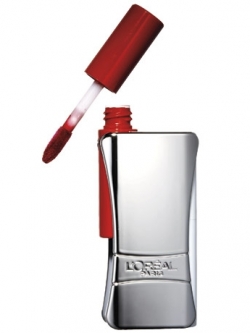 Fall 2020 Statement Lips Makeup