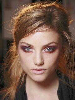 Fall 2020 Brown Eye Makeup Trend