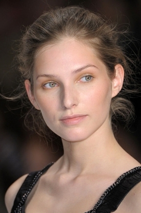 Fall/Winter 2020 Porcelain Doll Makeup Trend