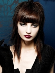 Stylish Medium Layered Haircuts