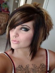 Short and Medium Scene Hairstyles for Girls