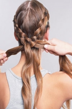 How to Do a French Plait