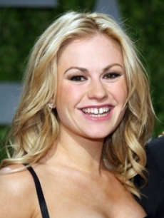 Anna Paquin Hairstyles