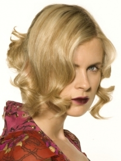 Retro Curly Bob Hairstyles