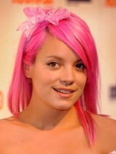 Stylish Hairstyles with Bows Trend