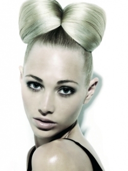 How to Style Lady Gaga Bow Hairstyle