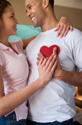 8 Signs A Man Is In Love