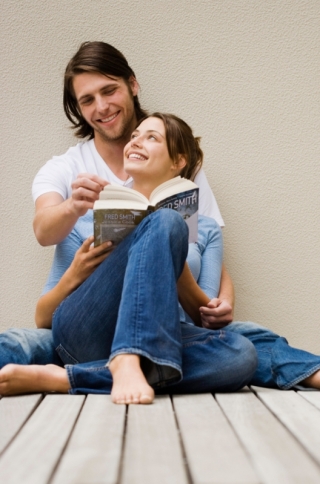 7 Signs A Man Is Seriously In Love