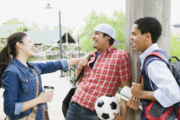 8 Signs You Are in The Friend Zone