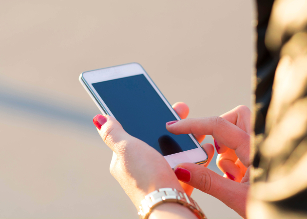 10 Rules for Finding Love on Tinder