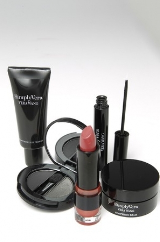 Vera Wang to Launch Color Cosmetics at Kohl’s