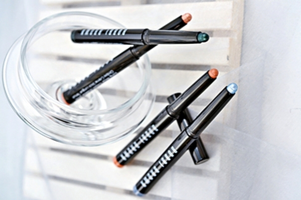 New Bobbi Brown Long-Wear Cream Shadow Sticks 2020