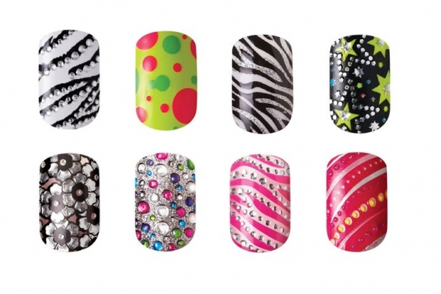 Kiss Nail Dress Nail Wraps