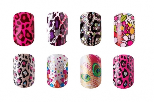 Kiss Nail Dress Nail Wraps