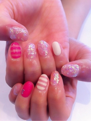 Valentine’s Day Nail Art Ideas