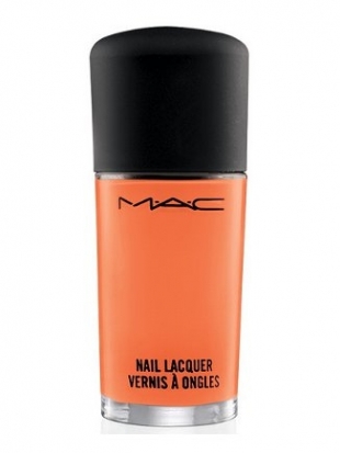 Hayley Williams for MAC 2020 Makeup Collection