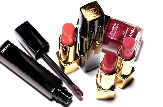 Chanel Moiré Le Rouge Chanel Fall 2020 Collection