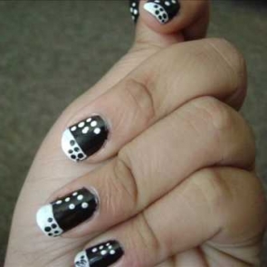 Polka Dot Nail Designs