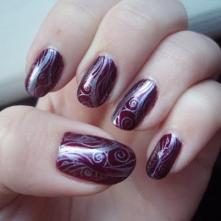 Abstract Nail Designs