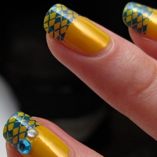 Checkered Nail Designs