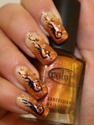 Interesting Nail Art Designs for Fall