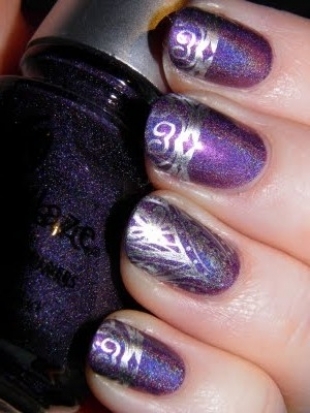 Stylish Patterned Nail Designs