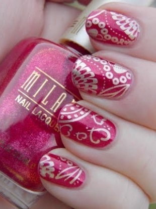 Stylish Patterned Nail Designs