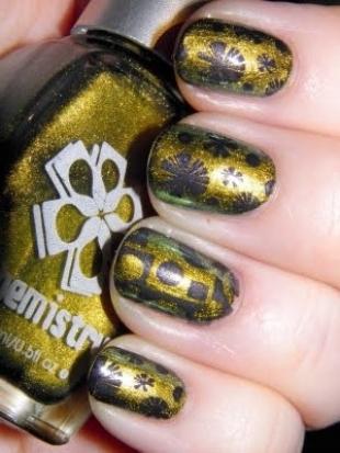 Stylish Patterned Nail Designs