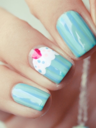 How to Make Cupcake Nail Art